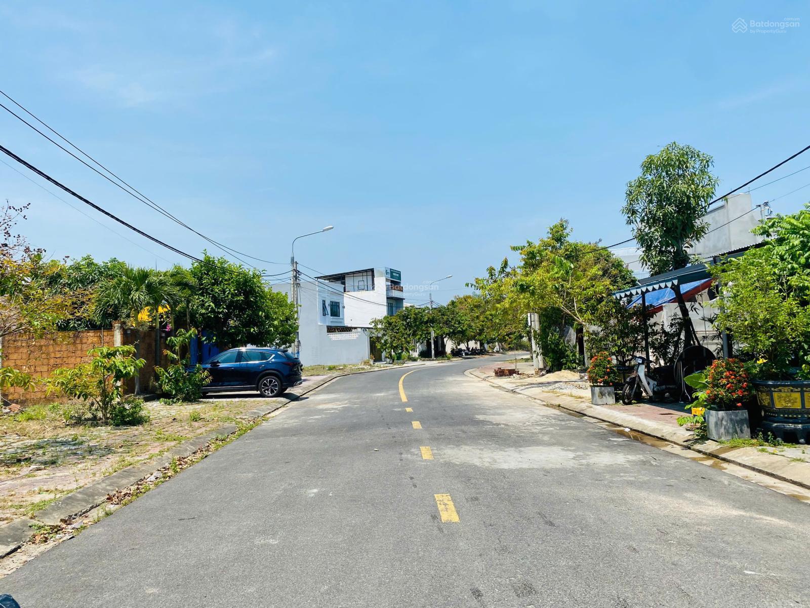 Rẻ nhất KĐT số 3! Cần bán gấp lô 124m2 trục thông FPT bên cạnh ĐH Phan Châu Trinh